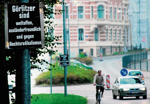 Na ulicach Görlitz pojawiły się setki plakatów. Nie wszystkie są antypolskie