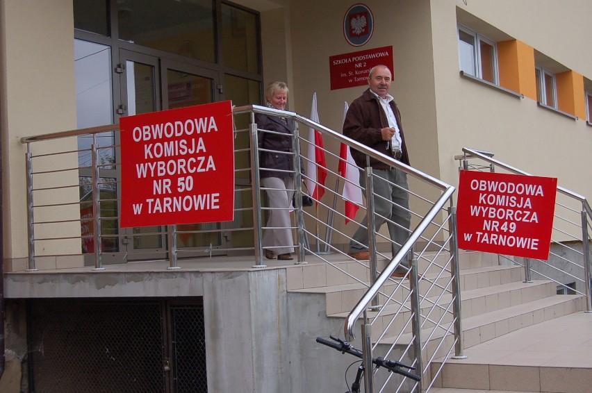 Wybory 2011 Tarnów: głosowanie bez incydentów [ZDJĘCIA]