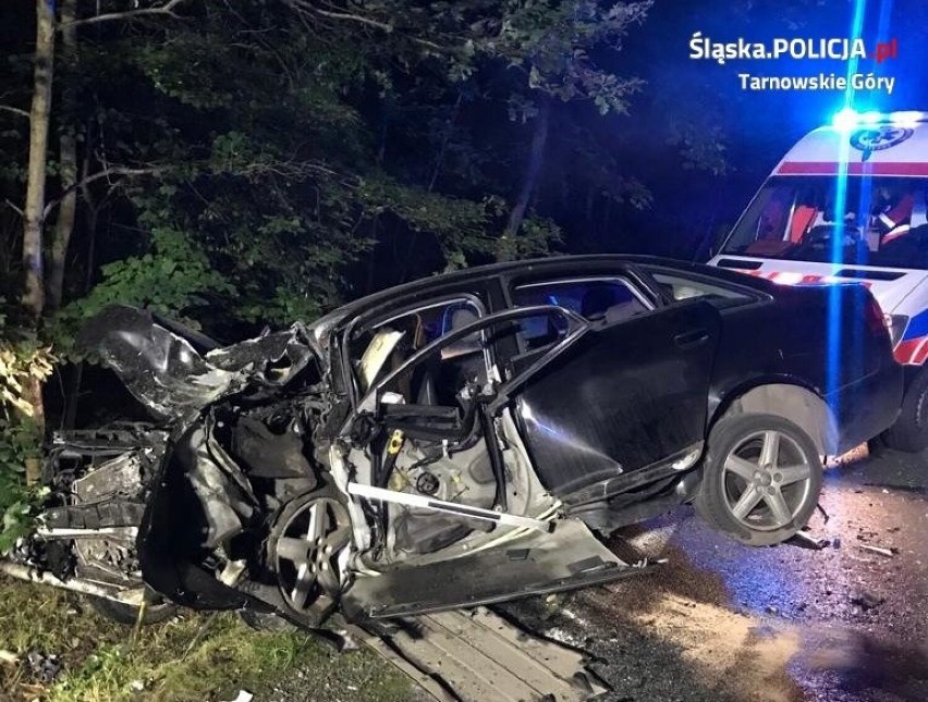 Poważny wypadek na DK78 w Świerklańcu. Pięć osób trafiło do szpitala. Policja wyjaśnia okoliczności. ZDJĘCIA