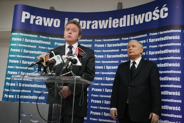 Europoseł Janusz Wojciechowski podczas wizyty prezesa PiS Jarosława Kaczyńskiego w Łodzi