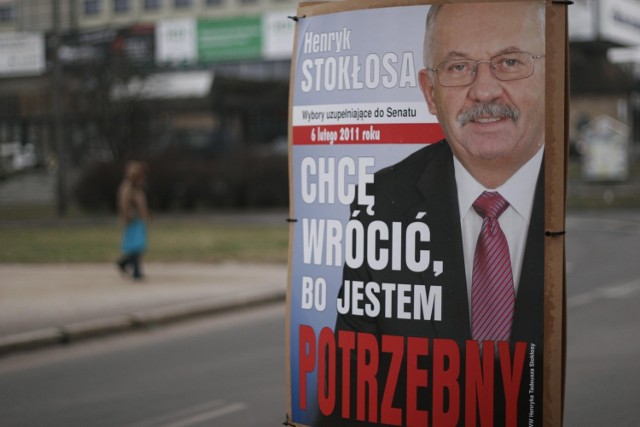 Plakaty wyborcze Stokłosy na ulicach Piły