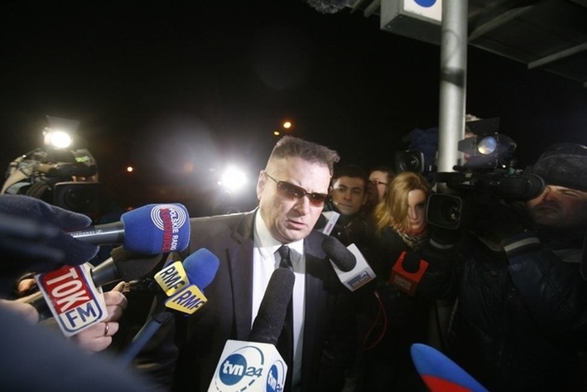 Detektyw Krzysztof Rutkowski przed wejściem do Prokuratury...