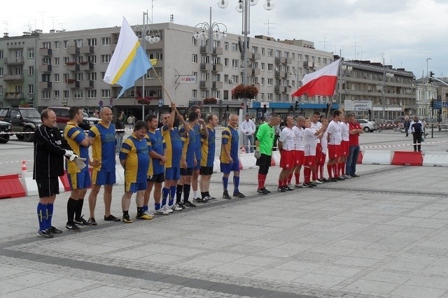 Częstochowa: Reprezentacja Polski Bezdomnych pokonała radnych [ZDJĘCIA]