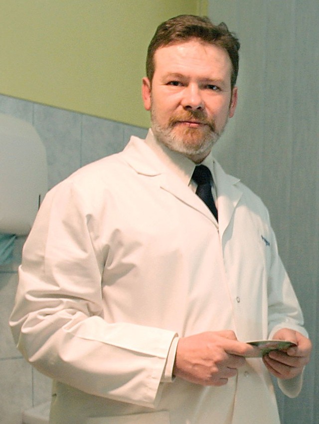 Dr. Adam Bielak