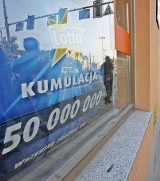 Kumulacja Lotto: W Chojnicach padła wygrana ponad 17 mln zł! [WYNIKI LOTTO]