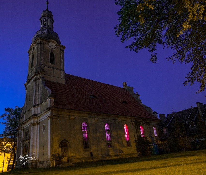 Obrzycko. Cyfrowy Festiwal w dawnym kościele ewangelickim dla uchodźców z Ukrainy