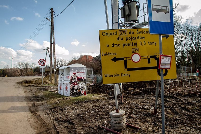 Trwa remont Modliszówki. Zobacz zdjęcia z prac na drodze Świdnica - Wałbrzycha