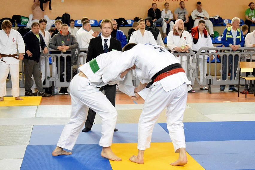 W drugim dniu Akademickich Mistrzostw Polski w Judo w Pile pilanin Mateusz Guła był blisko podium. Zobaczcie zdjęcia