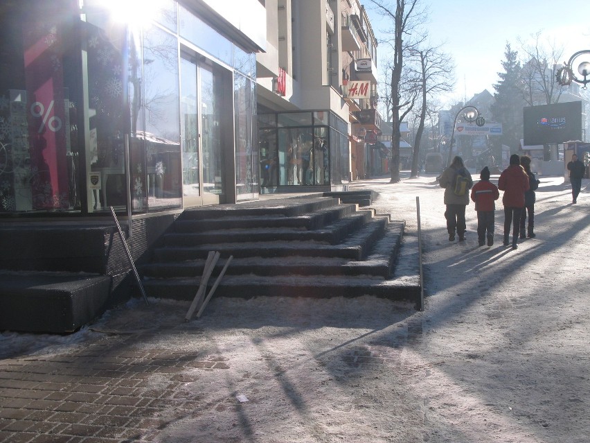 Zakopane: spór o schody, trudne zadanie radnych