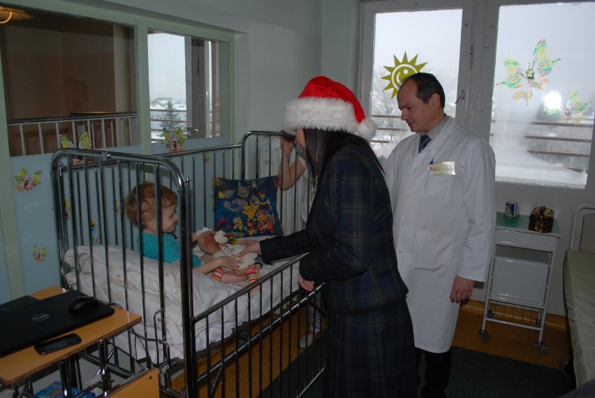 Chełm. Agata Fisz z wizytą w chełmskim szpitalu.
