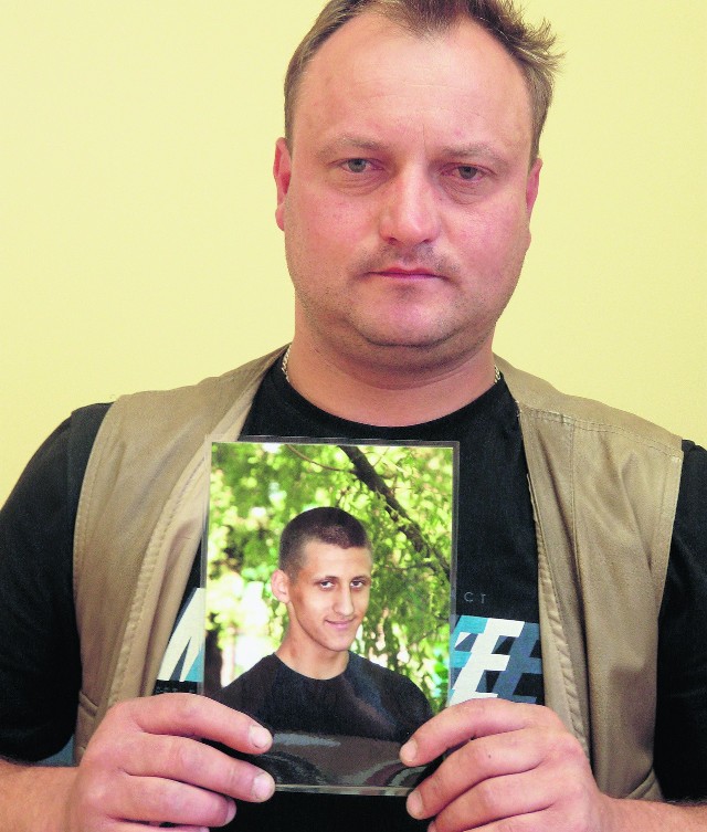 Krzysztof Olejnik nie ustaje w poszukiwaniach zabójcy syna