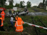 Wypadek w Babach: na przejeździe kolejowym zderzyły się dwa samochody osobowe