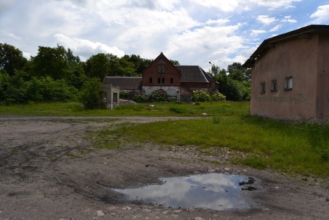 Prokuratura zbada, czy były błędy w przetargu na dworek w Rusocinie