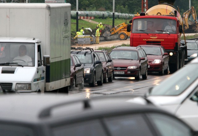 Łódź: nowe remonty ulic, kolejne utrudnienia