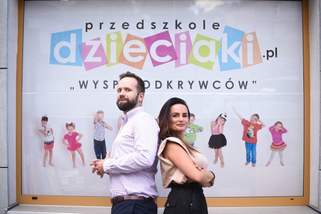 Agnieszka Nowak-Maliszewska i Karol Golonka zapraszają do nowego przedszkola "Dzieciaki.pl". Poza Wyspą Odkrywców i placówką w osiedlu Na Stoku, otwiera się lokal na Karczówce.