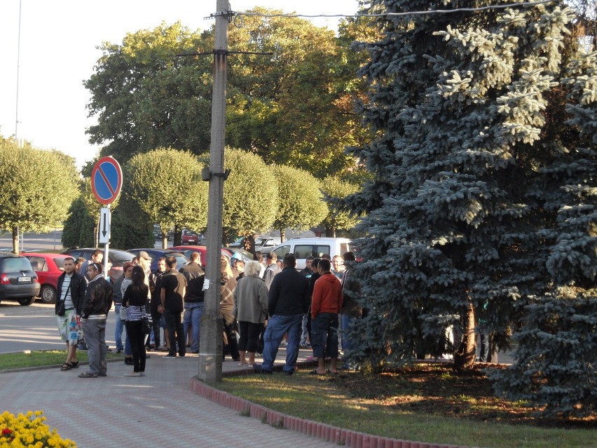 Targowisko w Będzinie ogrodzone. Bułgarscy i rumuńscy handlarze wściekli [ZDJĘCIA]