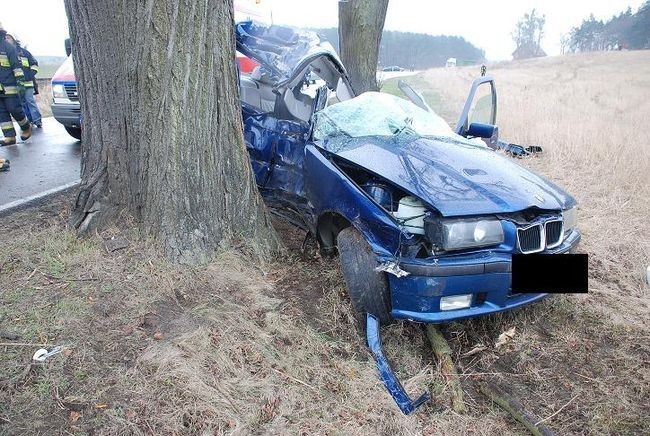 KPP Kwidzyn: Wypadek w Tychnowach. Mężczyznę w ciężkim stanie zabrał helikopter medyczny