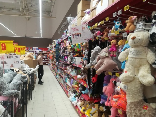 Aby poznać zestawienie najlepszych sklepów z zabawkami w Kaliszu przesuwaj strzałkami kolejne zdjęcia