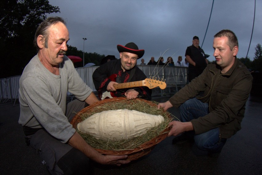 Oscypek Fest w Żywcu: Jurek Owsiak dostanie megaoscypa [ZDJĘCIA]