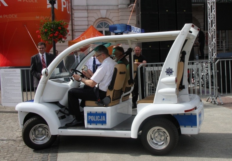 Elektryczny radiowóz na usługach radomskiej policji
