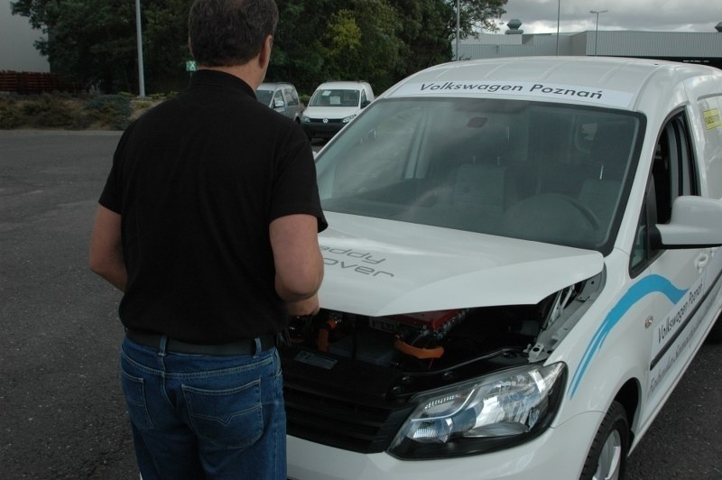 Elektryczny VW Caddy.