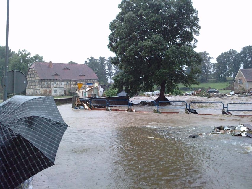 Wielka woda i ogromne zniszczenia w Bogatyni (ZDJĘCIA INTERNAUTY)