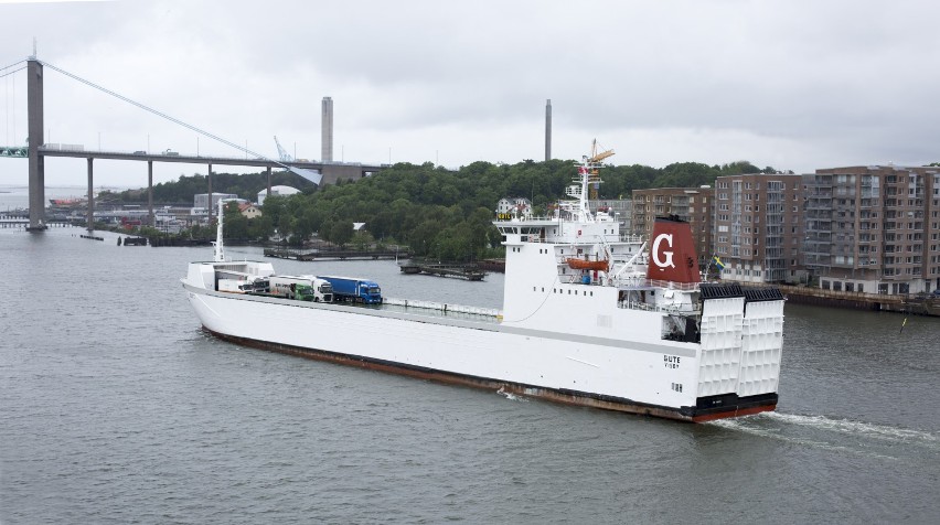  Nowy statek kursuje już na trasie Gdynia – Karlskrona [ZDJĘCIA]