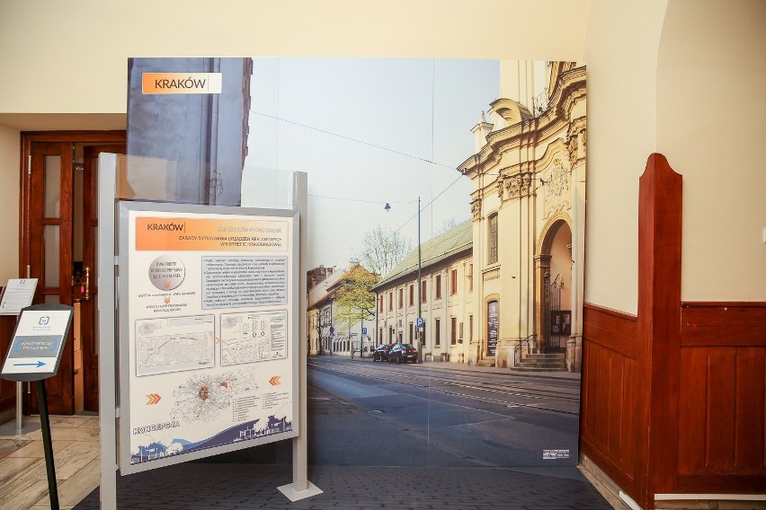 Kraków: mniej reklam i ogrodzonych osiedli