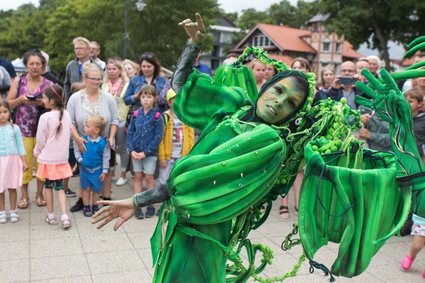 Festiwal Ulicznych Reakcji Artystycznych w Ustce [ZDJĘCIA, WIDEO]