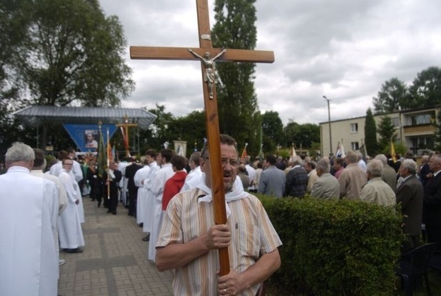 Kilkuset mężczyzn i chłopców z poznańskich parafii wzięło udział w dorocznej pielgrzymce do sanktuarium w Tulcach