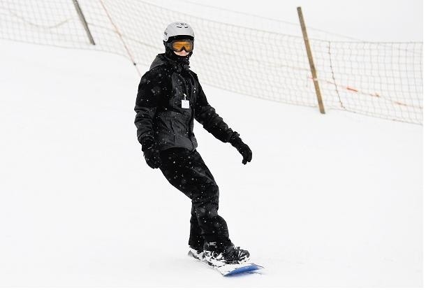 Wojciechowi Obstowi, który zjeżdżał w środę na snowboardzie, przeszkadzał wiatr