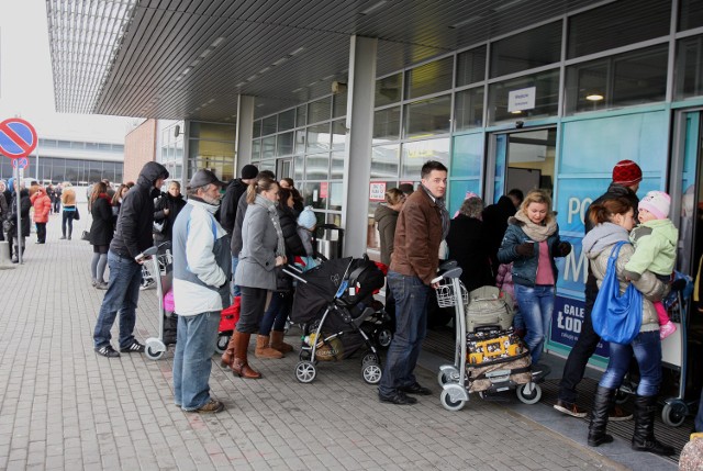 Przybywa pasażer&oacute;w na ł&oacute;dzkim lotnisku