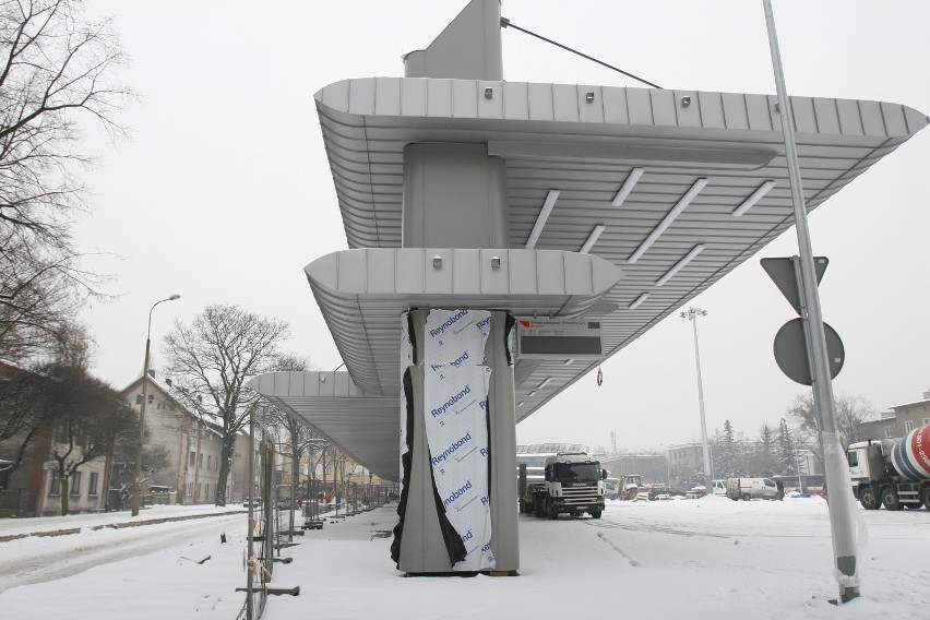 Tarnowskie Góry: To już ostatnie tygodnie budowy dworca autobusowego MZKP [ZDJĘCIA]