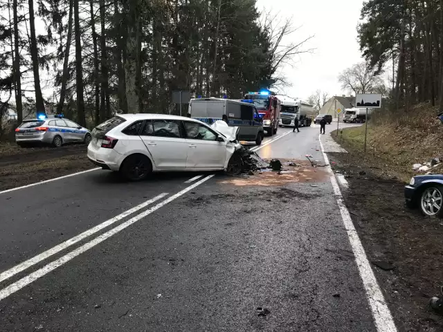 Wypadki w Jeleniu na pechowym zakręcie