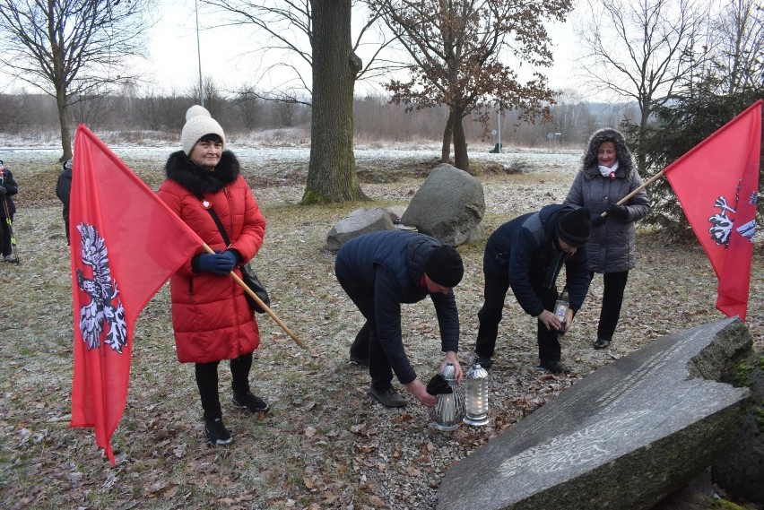 Członkowie PTTK Krosno Odrzańskie oraz potomkowie powstańców...