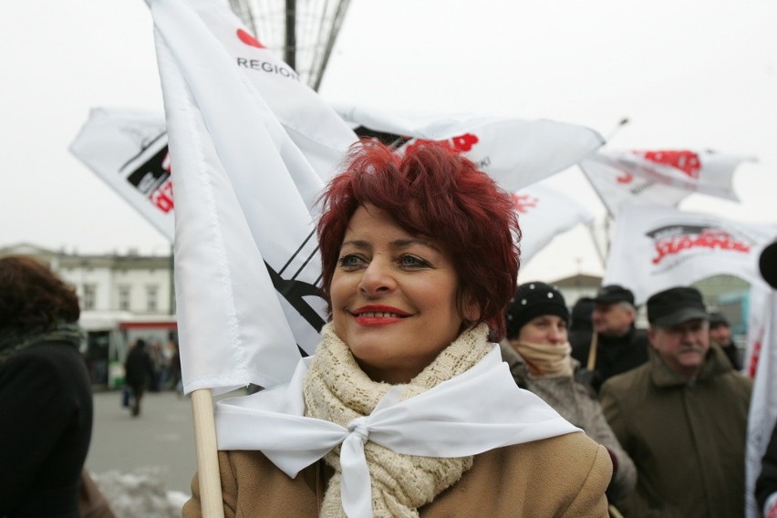 Strajk generalny na Patelni w Sosnowcu: &quot;Donald Tusk - kup se mózg&quot; [ZDJĘCIA, WIDEO]