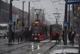 W Częstochowie stanęły tramwaje. Ludzie utknęli na przystankach