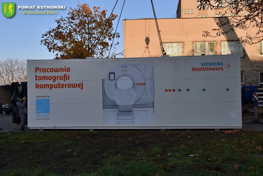 Pod koniec stycznia tego roku premier Mateusz Morawiecki zdecydował o zakupie 19 nowoczesnych tomografów komputerowych dla polskich szpitali. Jeden z nich trafił dziś do Kutnowskiego Szpitala Samorządowego.