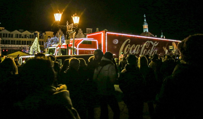 Świąteczne ciężarówki Coca-Coli zajechały do Gdańska [WIDEO]