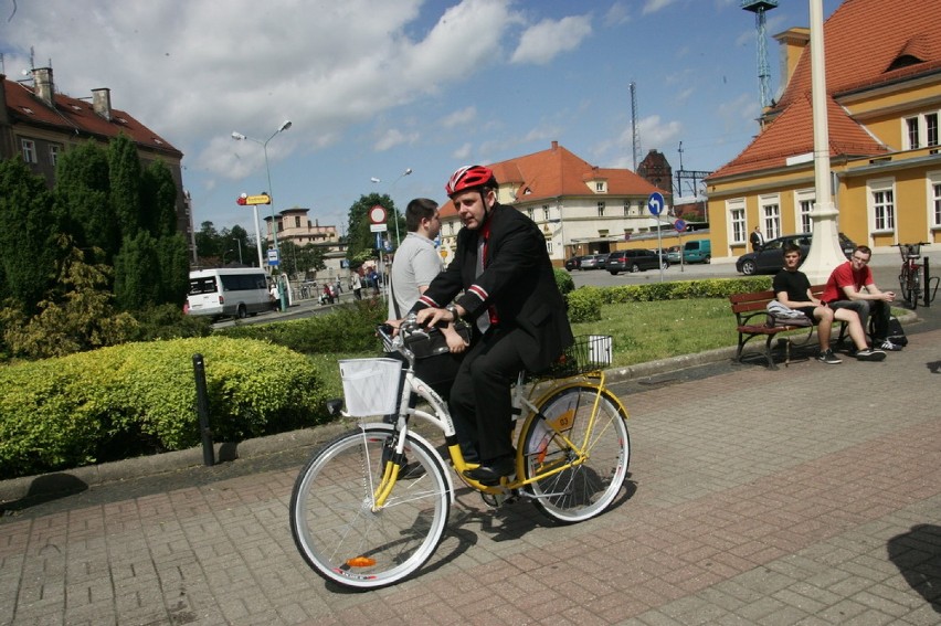 Kolejarze na rowerach w Legnicy (ZDJĘCIA)