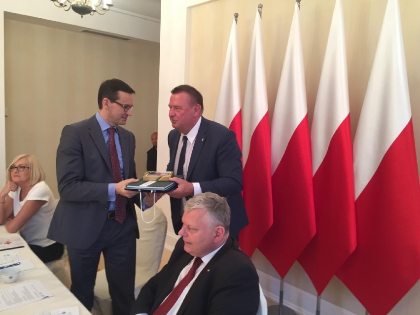 Premier Mateusz Morawiecki pomoże przywrócić powiat trzcianecki?