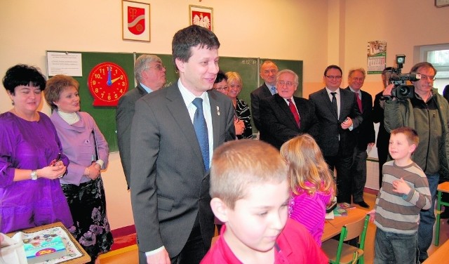 Marek Michalak odwiedził uczniów w salach lekcyjnych