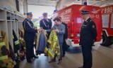 Marcin Drewa z wizytą w OSP Jastarnia: dyrektor OR KRUS w Gdańsku przekazał jastarnickim strażakom specjalistyczną torbę medyczną | ZDJĘCIA