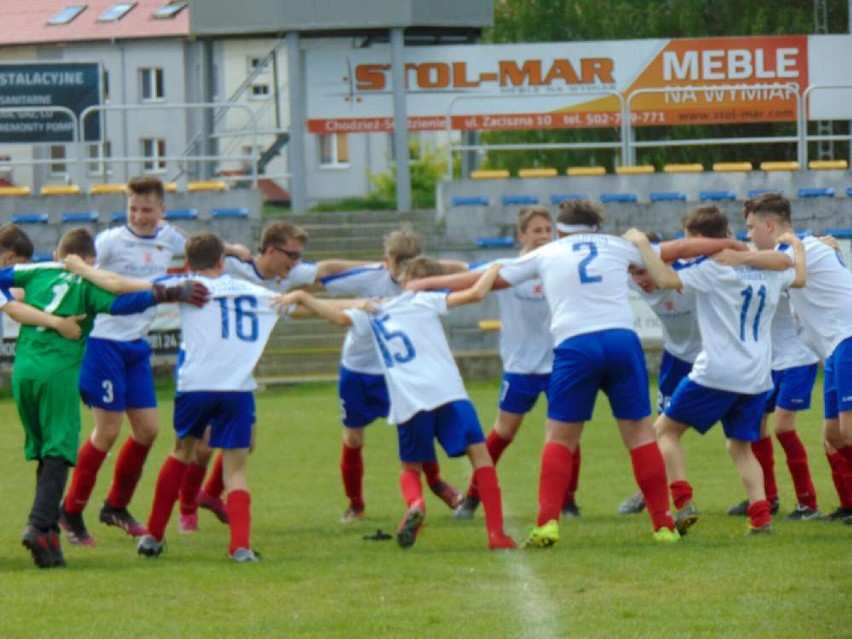  Drużyny młodzieżowe Polonii i Sokoła wysoko wygrały swoje mecze. 