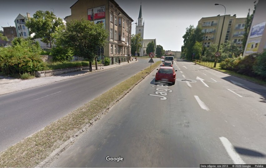 Ulica Jagiełły w Gorzowie. To tu powstało pierwsze rondo turbinowe. A pamiętacie, jak wyglądało to skrzyżowanie niedawno?