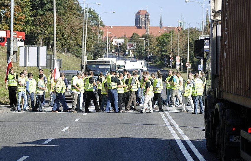 Protest w Gdańsku: Rybacy walczą o uchylenie im kar