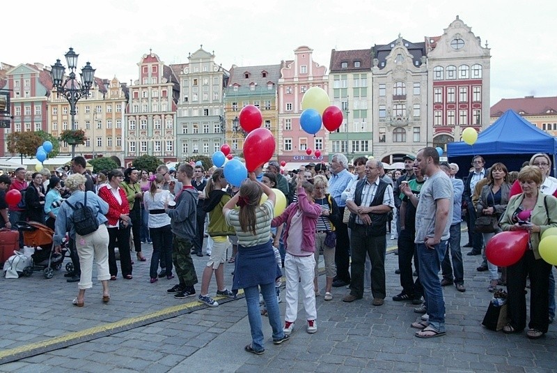 Na Rynku tłumy świętowały przyznanie Wrocławiowi tytułu ESK (FILM, ZDJĘCIA)
