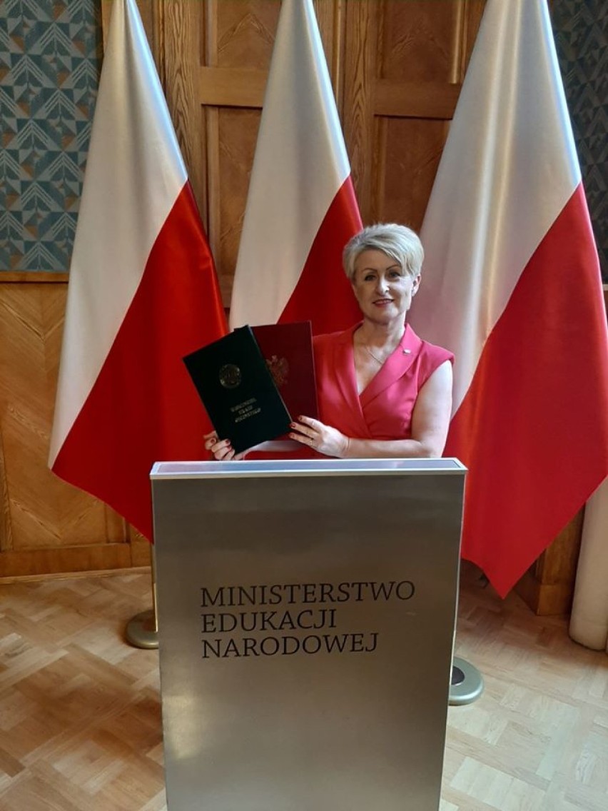 Elżbieta Barbara Kotyla z Oddziału PTTK w Żarnowie...