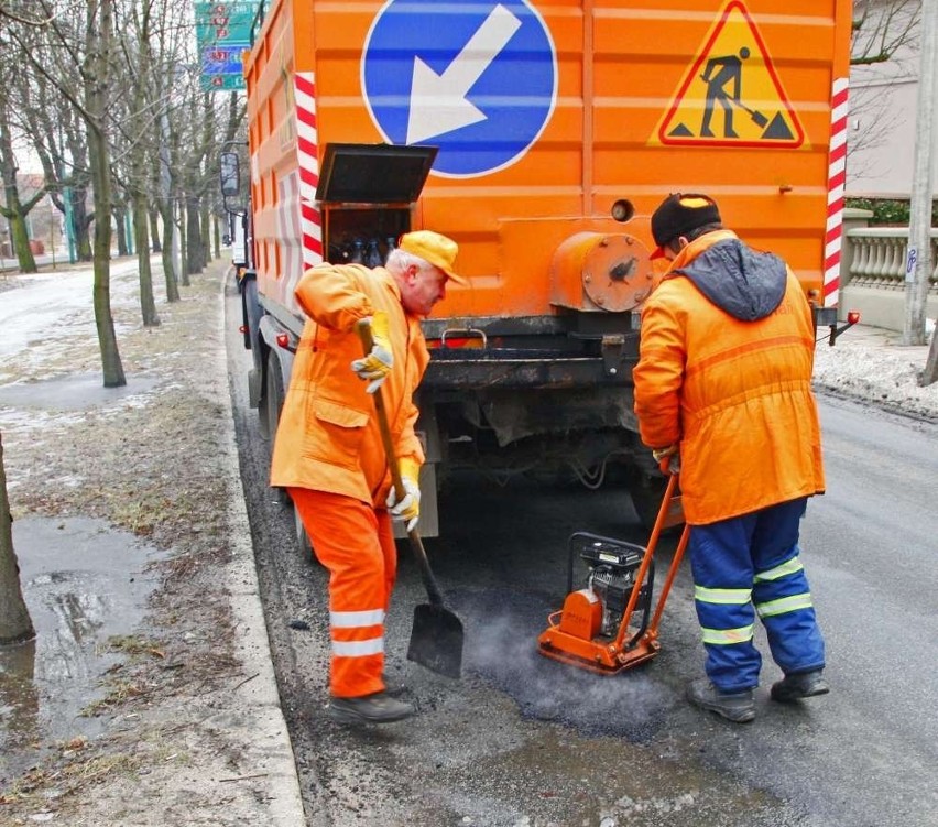 We wtorek dziury łatano między innymi na alei Wielkopolskiej