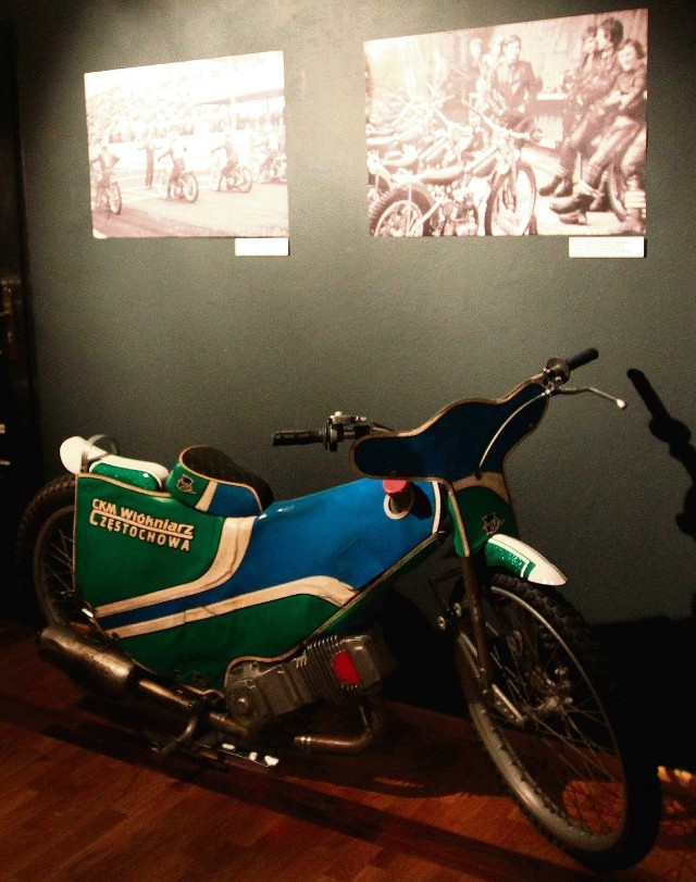Największą atrakcją na wystawie są żużlowe motocykle